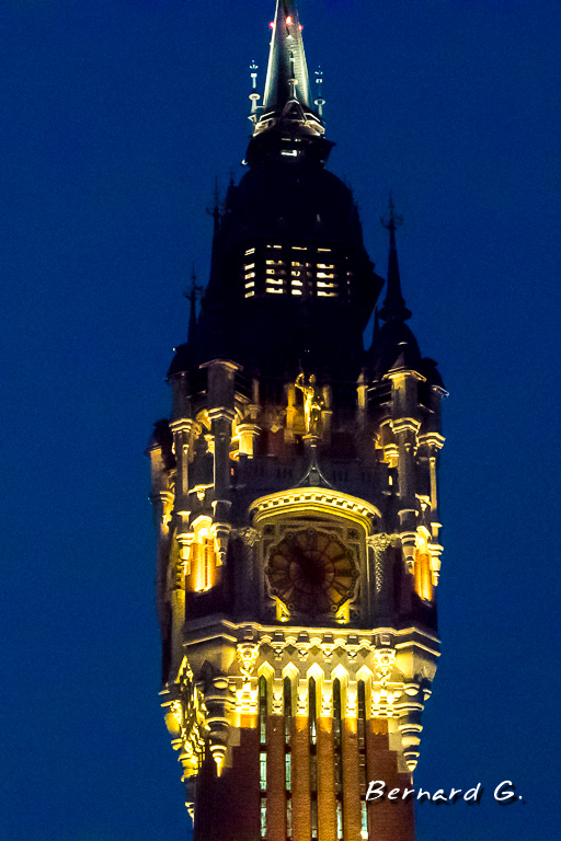 A l'ombre du beffroi