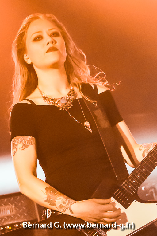 Crucified-Barbara-6253