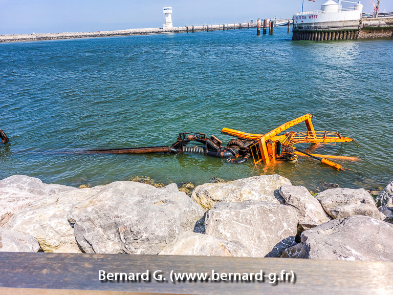 bras de grue de navire