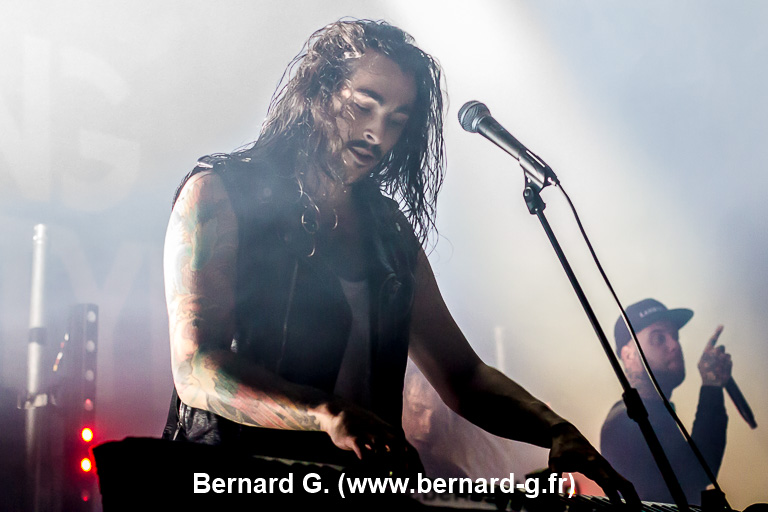 Betraying-the-Martyrs-9606