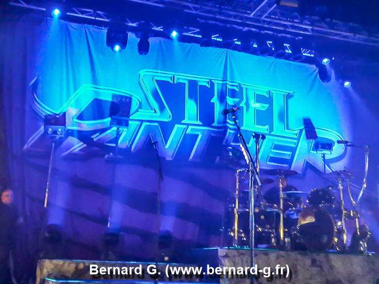 steel-panther-205919