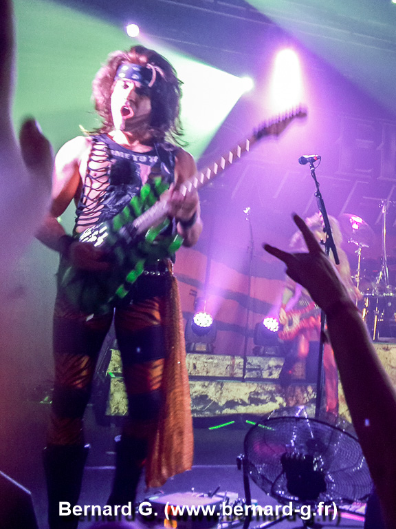 steel-panther-212400