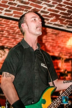 PAT, le bruyant bassiste de COD69